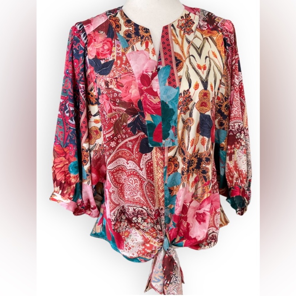 Chico’s Boho Tie Front Pull Over Top Size 4 Artsy Elevated Romantic